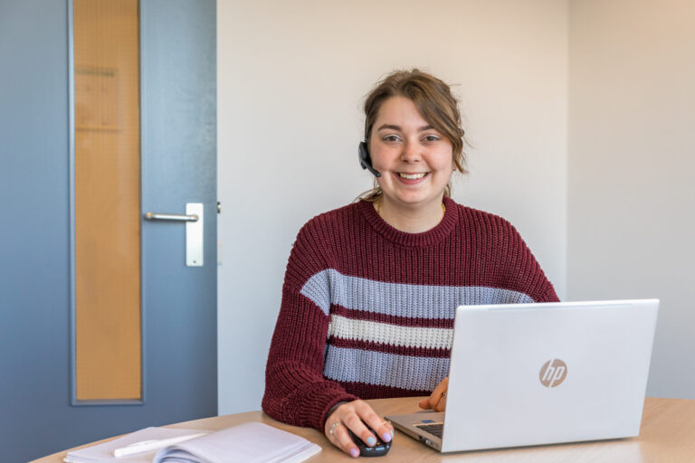 Jelske Smeding servicedesk medewerker BeterDichtbij